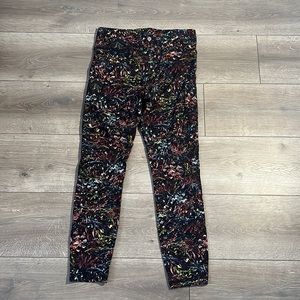 Lululemon Invigorate High Rise Tight 25” Size 8